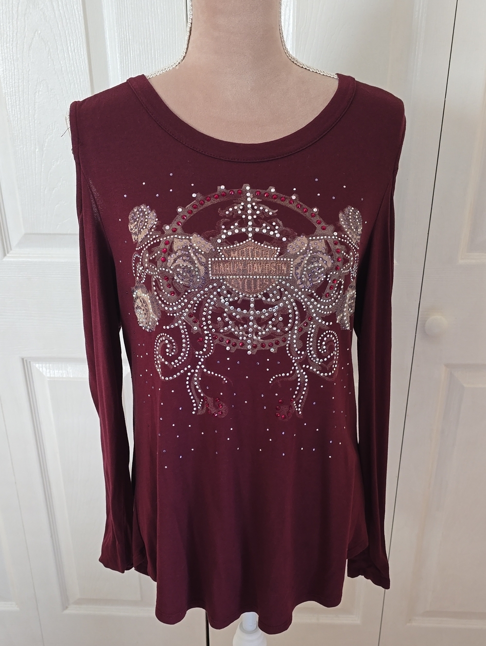 Womens Large Harley-Davidson Burgundy Long-Sleeve Rhinestone Embellished Top